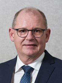 Sten Erlandsen, Finansdirektør